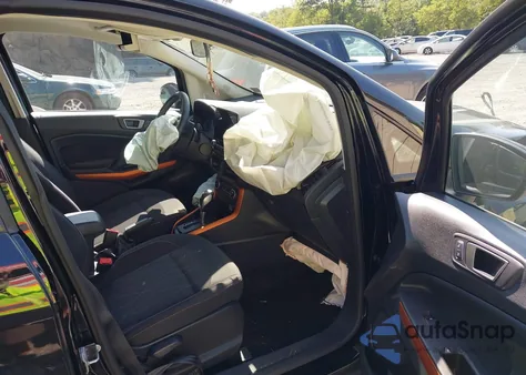 2022 Ford Ecosport Se z USA, uszkodzony, nr VIN MAJ6S3GL9NC472733